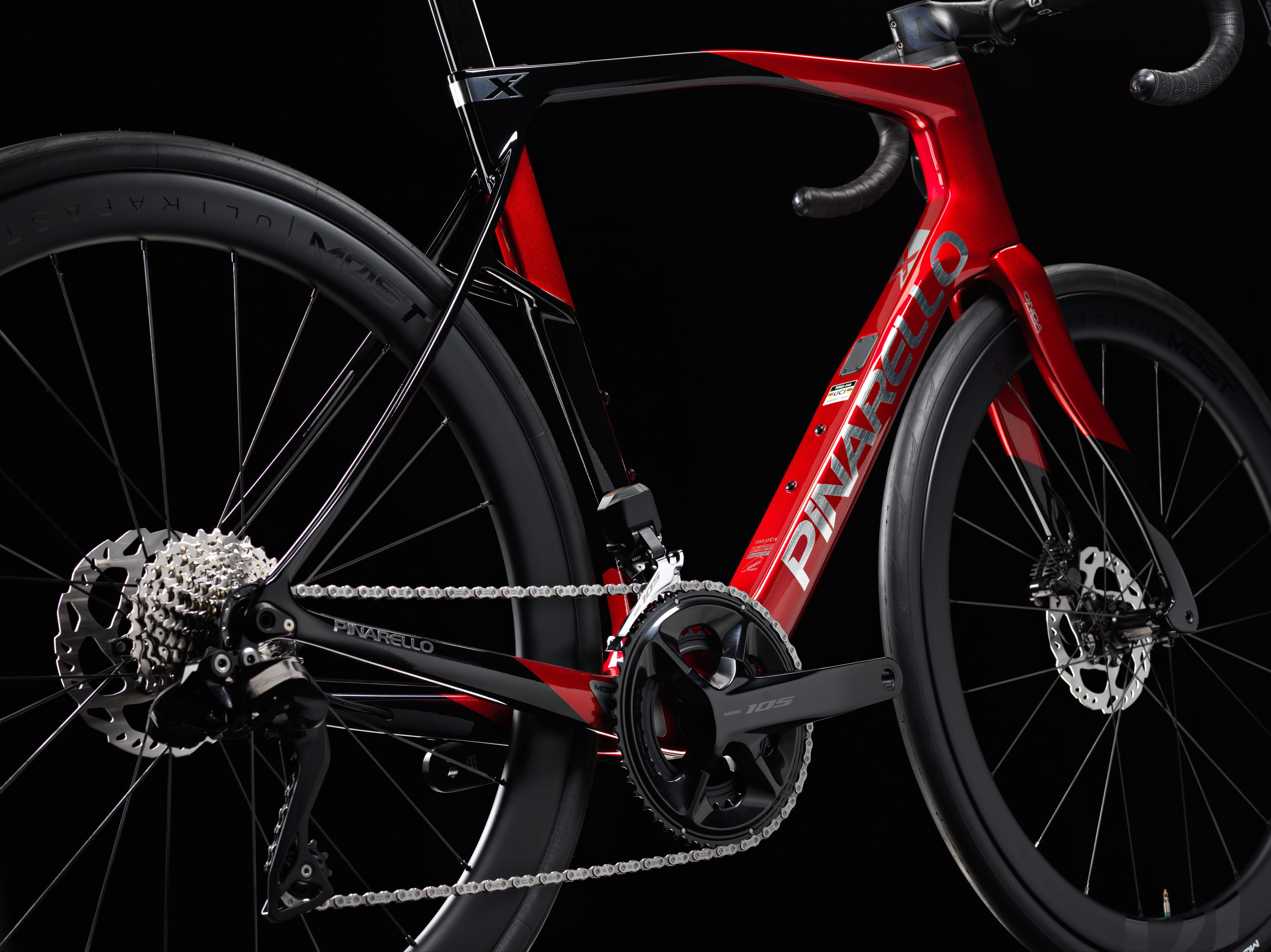 PINARELLO X5 SHIMANO 105 Di2