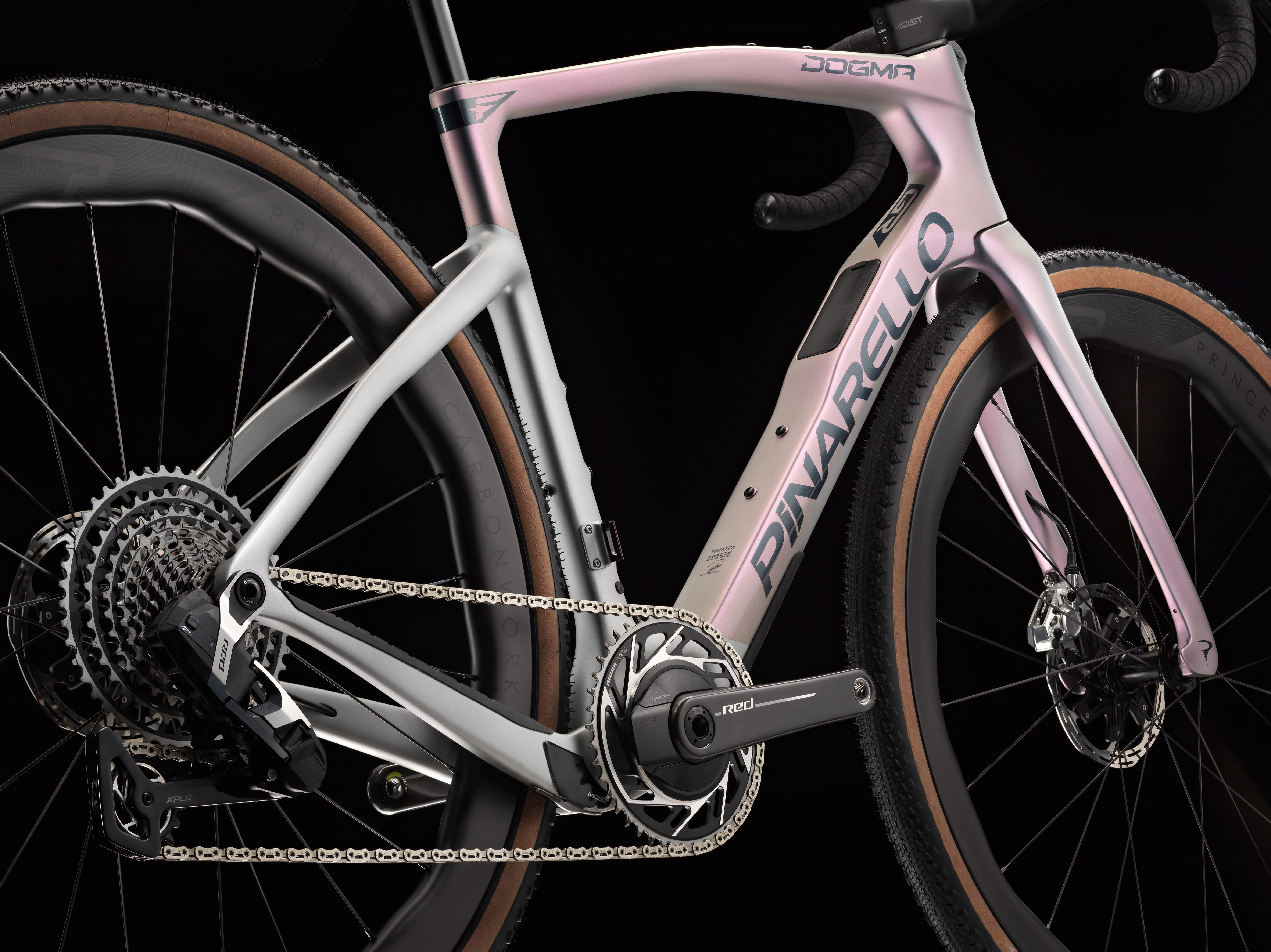 DOGMA GR SRAM RED XPLR AXS 1x13