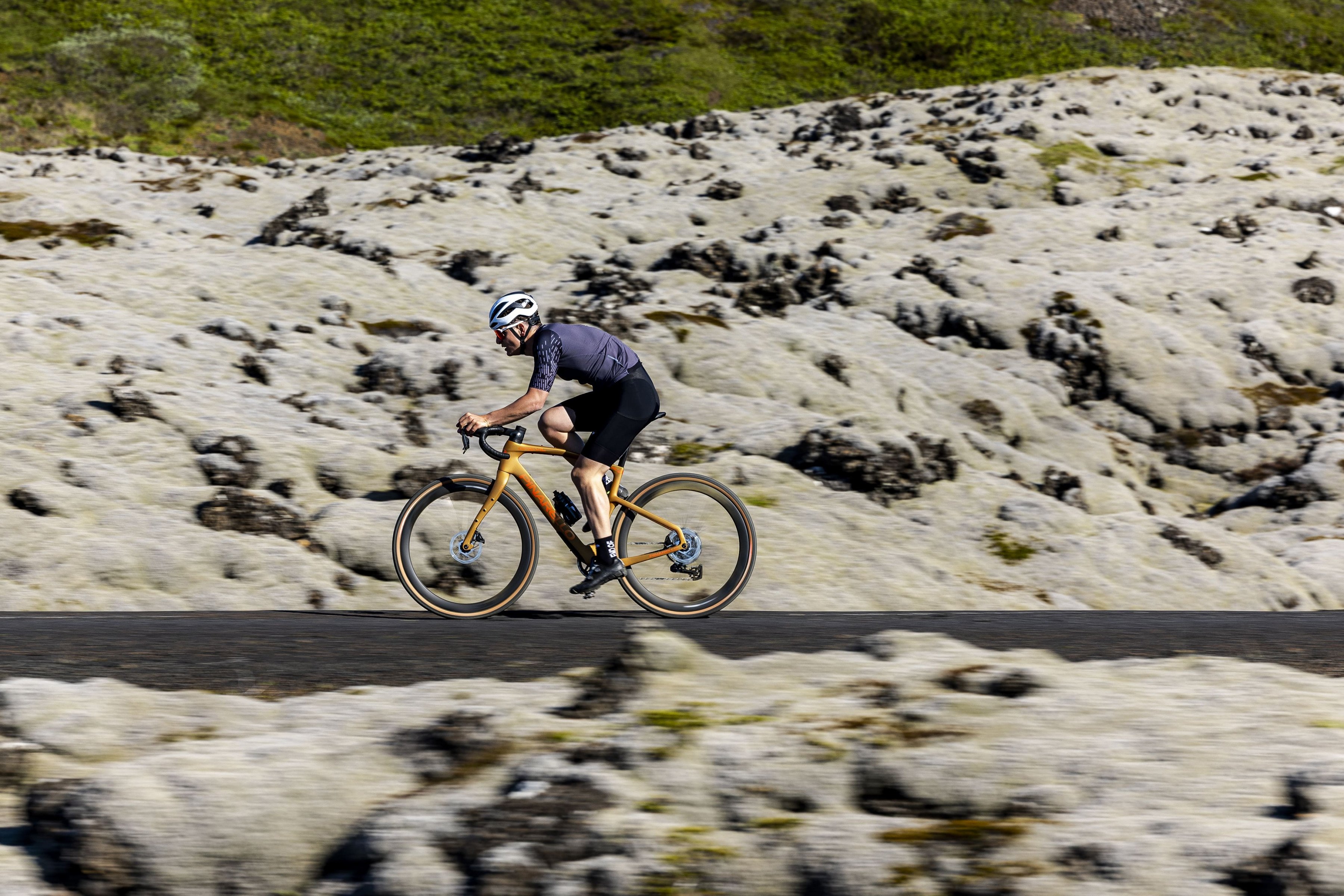 Pinarello Grevil F F5 SRAM Rival XPLR AXS 11