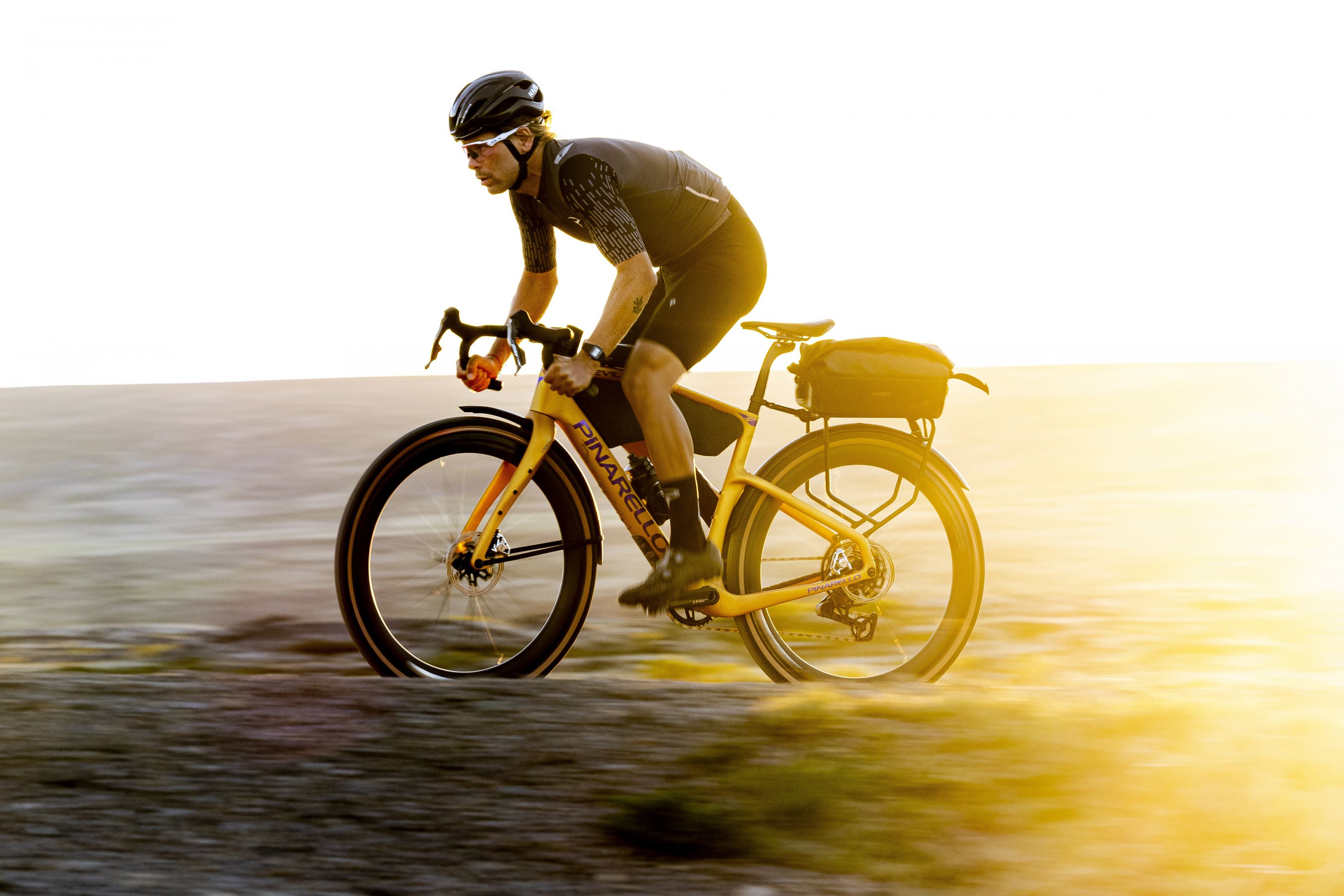 Pinarello Grevil F F9 SRAM Red XPLR AXS 21