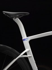 NEW DOGMA X SRAM RED ETAP AXS