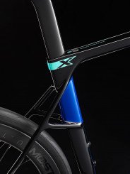 PINARELLO X9 SHIMANO DURA ACE Di2