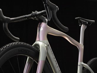 Crossista F9