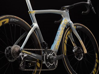 DOGMA F PQ3 TEAM REPLICA