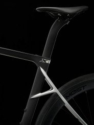 PINARELLO X7 SHIMANO ULTEGRA Di2