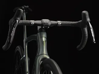 PINARELLO F3 105 Di2