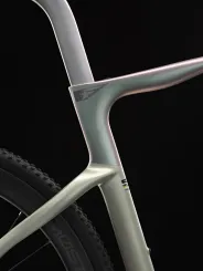 Crossista F9
